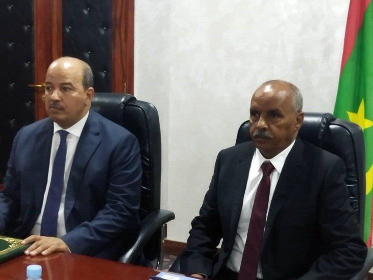 مذكرة تفاهم بين البرلمانيين المغاربة والموريتانيين.. والنعم ميارة يأسف لتعطل مشروع الاندماج المغاربي مذكرة تفاهم بين البرلمانيين المغاربة والموريتانيين.. والنعم ميارة يأسف لتعطل مشروع الاندماج المغاربي