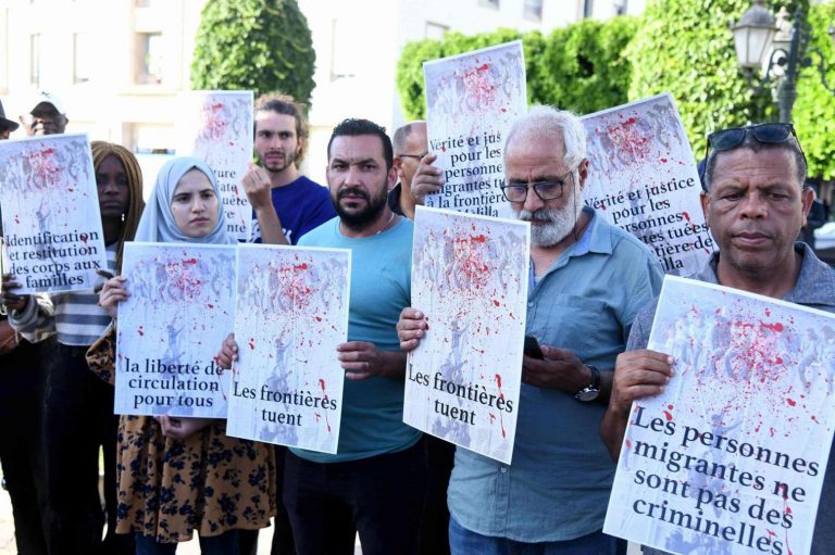 مجلس حقوق الإنسان المغربي حول وفيات مليلية: المهاجرون قتلهم الاختناق والسقوط من أعلى السياج