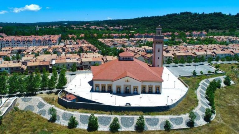 إفران  أول مدينة مغربية تحصل على علامة مدينة الأراضي الرطبة