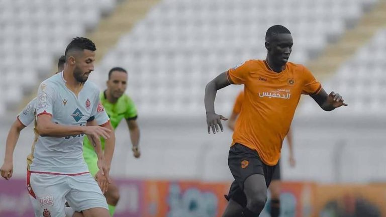 مباراة كأس السوبر الإفريقي : عملية بيع تذاكر تنطلق اليوم الثلاثاء