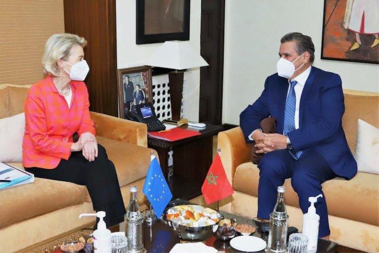 رئيس الحكومة يجري اتصالا هاتفيا مع رئيسة المفوضية الأوروبية