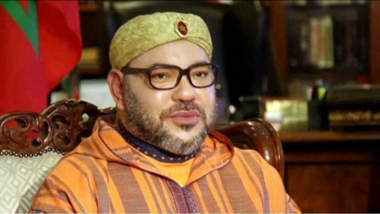 هل يحضر ملك المغرب محمد السادس القمة العربية في الجزائر رغم احتدام التوتر بين البلدين الجارين؟