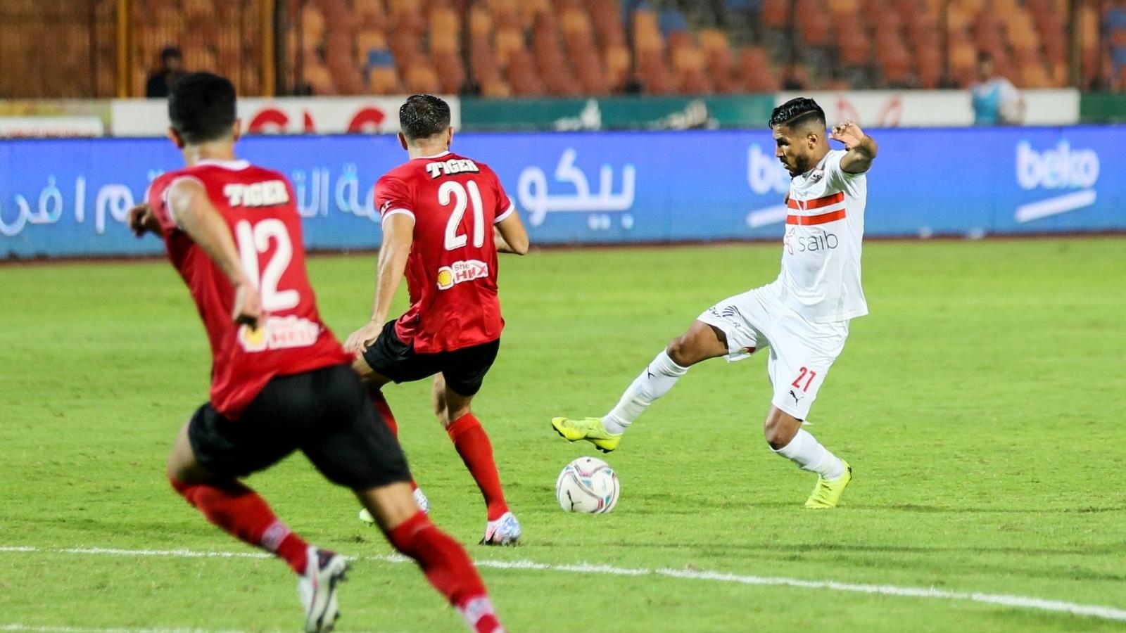 ثلاثة لاعبين مغاربة ينتقلون إلى الدوري المصري هذا الموسم ثلاثة لاعبين مغاربة ينتقلون إلى الدوري المصري هذا الموسم