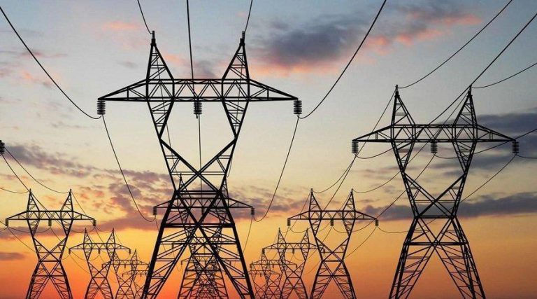 الطاقة الكهربائية: ارتفاع الإنتاج الوطني بنسبة 2,9 في المائة عند متم غشت