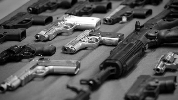 بعد المصادقة عليه في البرلمان.. هذه تفاصيل قانون الأسلحة النارية في المغرب بعد المصادقة عليه في البرلمان.. هذه تفاصيل قانون الأسلحة النارية في المغرب