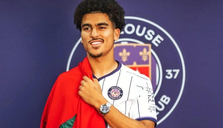 الإصابة قد تبعد زكرياء أبو خلال عن مونديال قطر