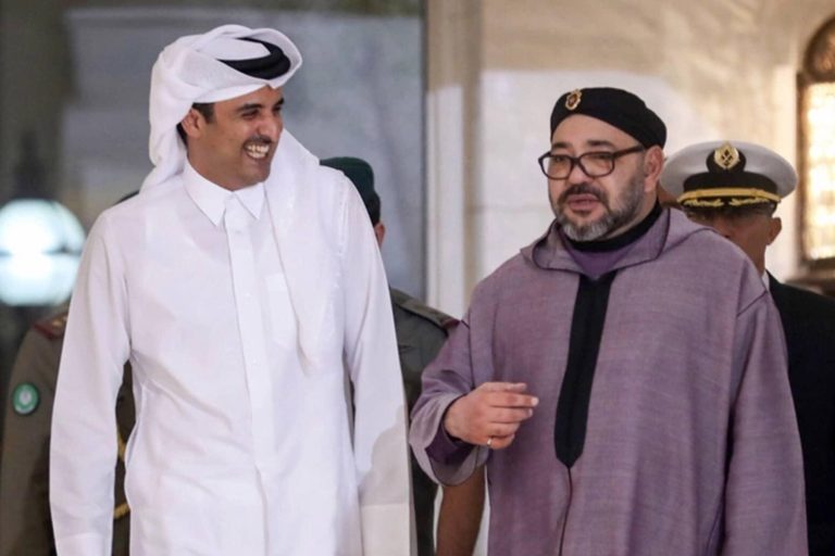 الملك محمد السادس يجري اتصالا هاتفيا بأمير قطر