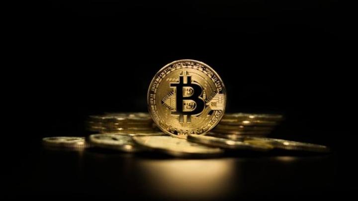 خسر 15 مليار دولار في يوم واحد.. هكذا أفلس ملك البيتكوين خسر 15 مليار دولار في يوم واحد.. هكذا أفلس ملك البيتكوين