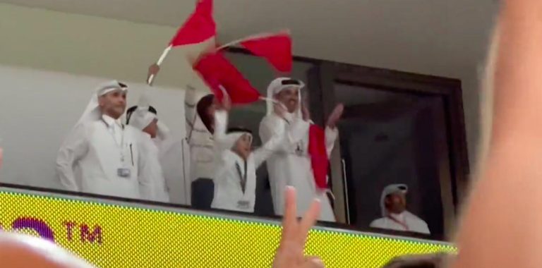 كأس العالم 2022: أمير قطر يحتفل بتأهل المنتخب المغربي للدور الثاني