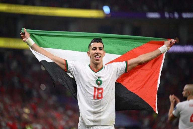 كأس العالم 2022: علم فلسطين حاضر في احتفالات لاعبي المنتخب المغربي