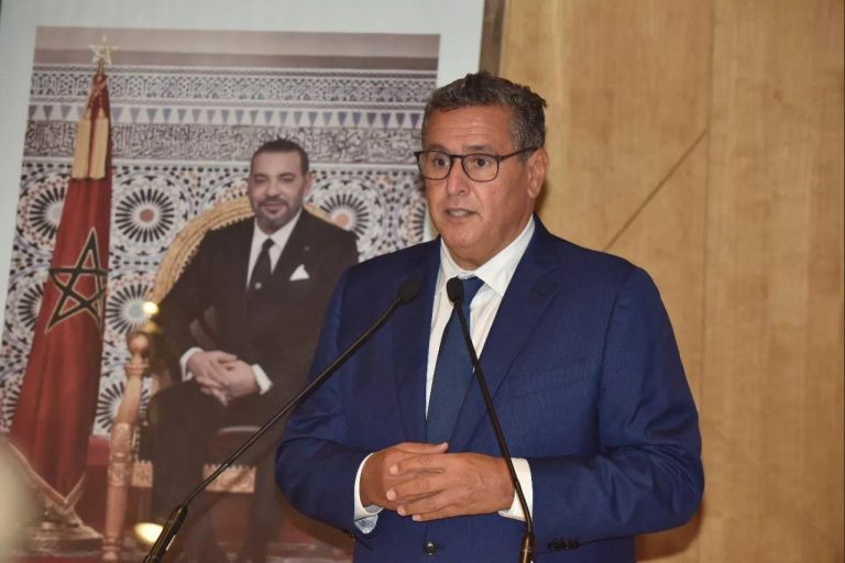 أخنوش يحل بالرياض لتمثيل الملك في القمة العربية الصينية