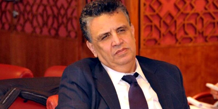 وزير العدل: سيتم التعامل بتشدد مع التشهير عبر المواقع الإلكترونية ووسائط التواصل الحديثة