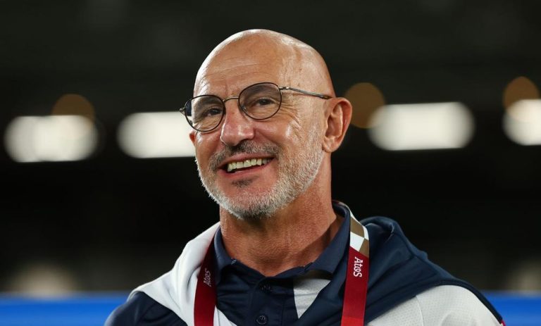 مدرب إسبانيا الجديد يشيد بالمنتخب المغربي