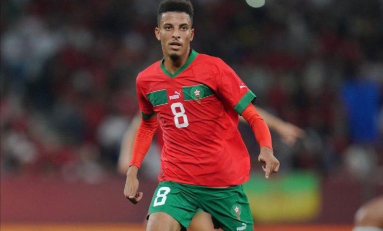 ليستر سيتي يقدم عرضا لضم اللاعب عزالدين أوناحي