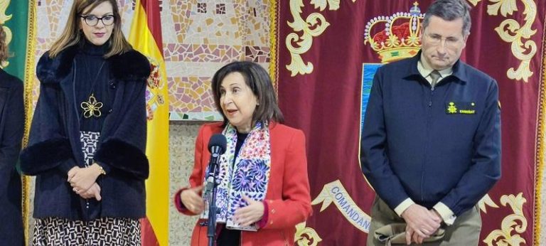 بعد سبتة.. وزيرة الدفاع الإسبانية تحل بمليلية