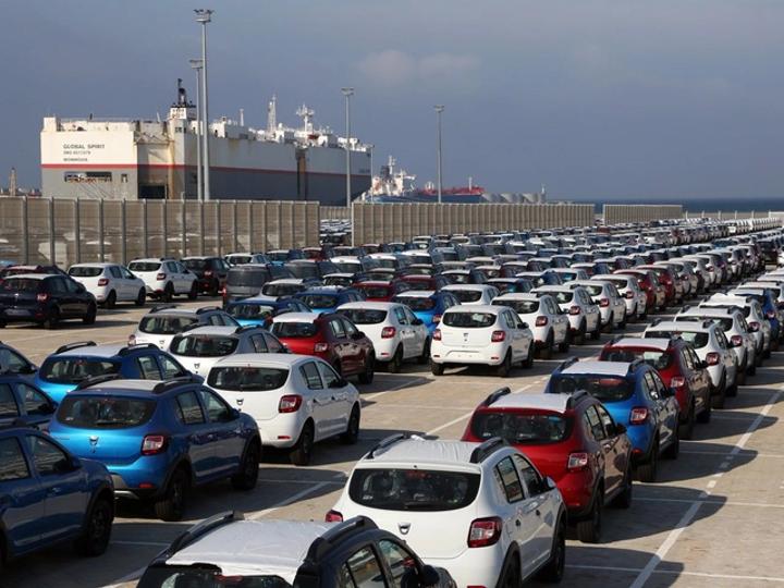 مبيعات السيارات الخاصة تتراجع بنحو 14 ألف وحدة خلال 2022 مبيعات السيارات الخاصة تتراجع بنحو 14 ألف وحدة خلال 2022