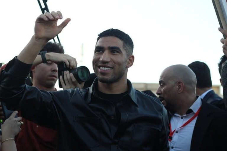 القصر الكبير : حفل استقبال على شرف لاعب المنتخب الوطني أشرف حكيمي