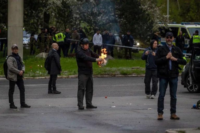 المغرب يدين بشدة إحراق سويديين للمصحف الشريف أمام أعين الشرطة
