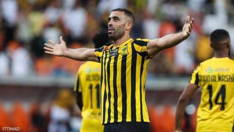 عبد الرزاق حمد الله يقود فريقه الاتحاد لإلحاق أول هزيمة بكريستيانو رونالدو في كأس السوبر السعودي