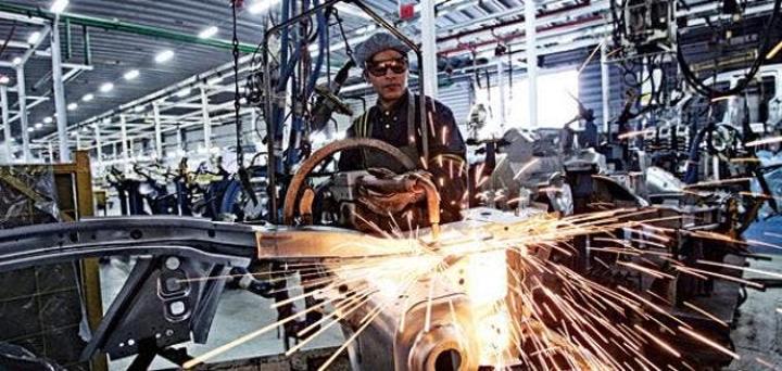 أخنوش: صناعة الطائرات تعرف تطورا سريعا ومهما بفضل توجيهات الملك أخنوش: صناعة الطائرات تعرف تطورا سريعا ومهما بفضل توجيهات الملك