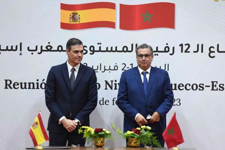 حكومة إسبانيا تجدد موقفها بشأن قضية الصحراء في القمة مع المغرب… والرباط تراهن عليها لحل التوتر مع الاتحاد الأوروبي حكومة إسبانيا تجدد موقفها بشأن قضية الصحراء في القمة مع المغرب… والرباط تراهن عليها لحل التوتر مع الاتحاد الأوروبي