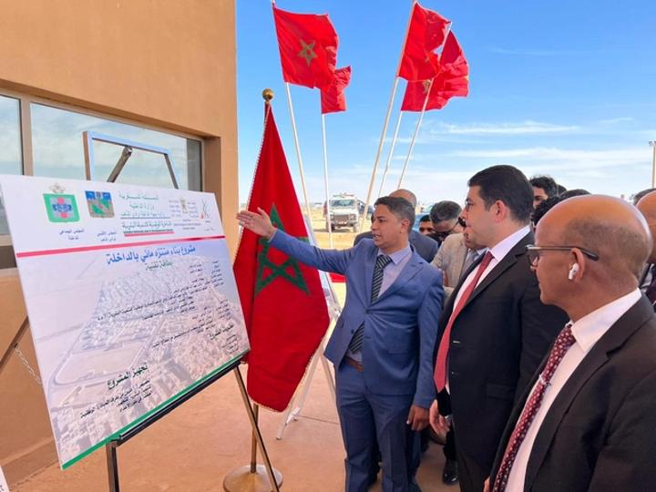 وزير الشباب والثقافة يتفقد مشاريع ثقافية موجهة للشباب في مدينة الداخلة وزير الشباب والثقافة يتفقد مشاريع ثقافية موجهة للشباب في مدينة الداخلة