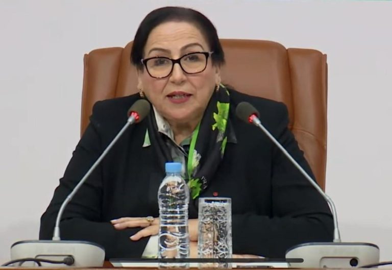 مديرة الوثائق الملكية: الصحراء الشرقية مغربية