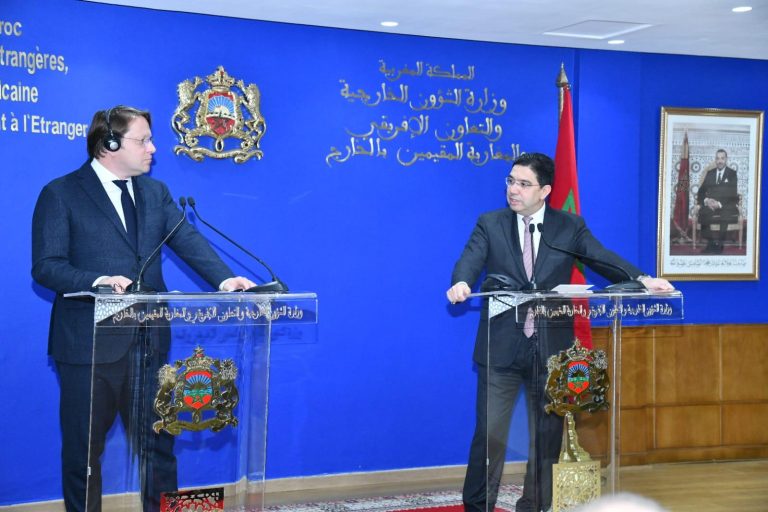 المفوض الأوروبي للجوار وتوسيع الاتحاد: المغرب دعامة للاستقرار بالمنطقة