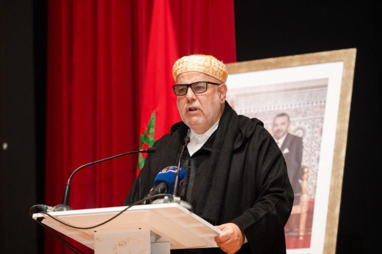 بنكيران يطالب أعضاء حزبه بعدم الرد على بلاغ الديوان الملكي