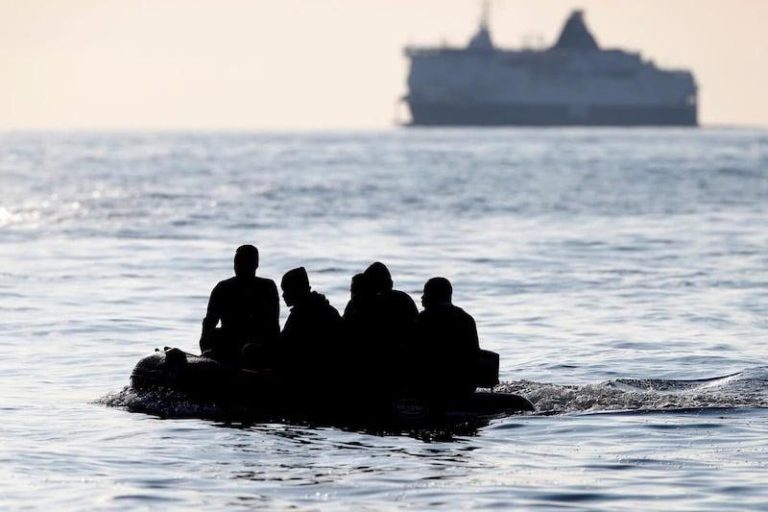﻿إحباط عملية للهجرة غير النظامية وتوقيف 29 مرشحا للهجرة بالحسيمة