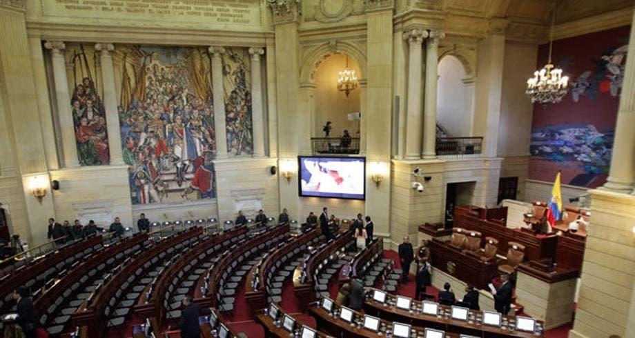 لجنة برلمانية كولومبية تستهجن مشاركة ممثل للبوليساريو في ندوة بمجلس الشيوخ لجنة برلمانية كولومبية تستهجن مشاركة ممثل للبوليساريو في ندوة بمجلس الشيوخ
