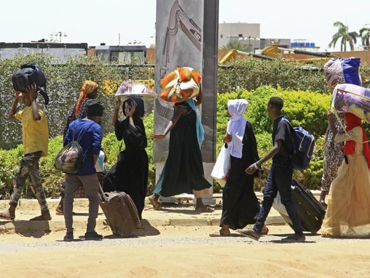 أكثر من 700 ألف نازح داخل السودان منذ منتصف أبريل جراء النزاع العنيف أكثر من 700 ألف نازح داخل السودان منذ منتصف أبريل جراء النزاع العنيف