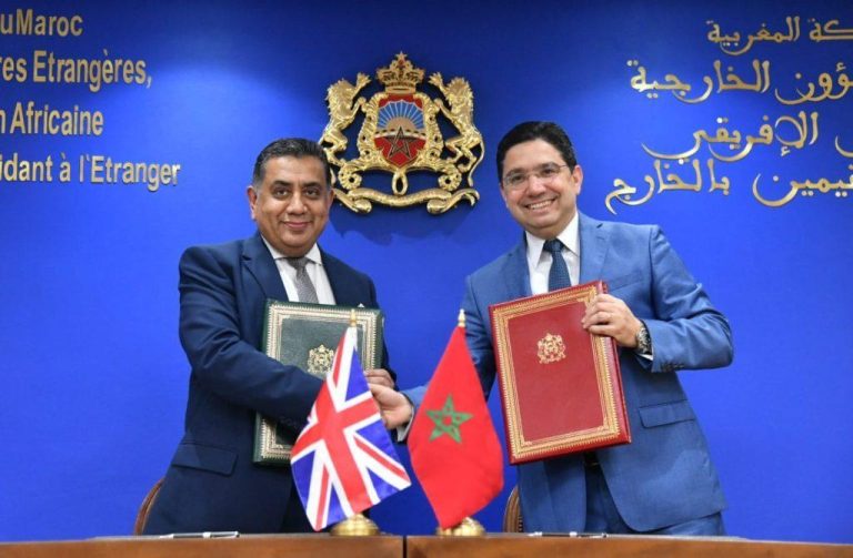 المغرب وبريطانيا يوقعان على إطار استراتيجي للتعاون بشأن العمل المناخي والطاقة النظيفة والنمو الأخضر
