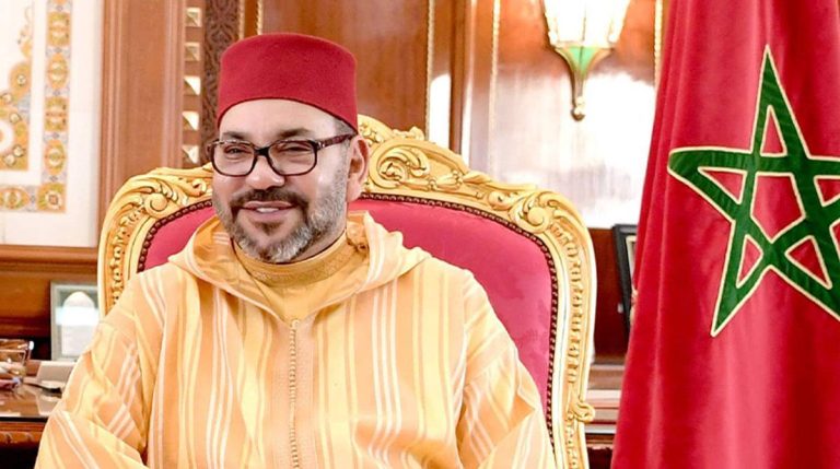 كان أقل من 17 سنة: الملك محمد السادس يهنئ في اتصال هاتفي أعضاء المنتخب الوطني لكرة القدم
