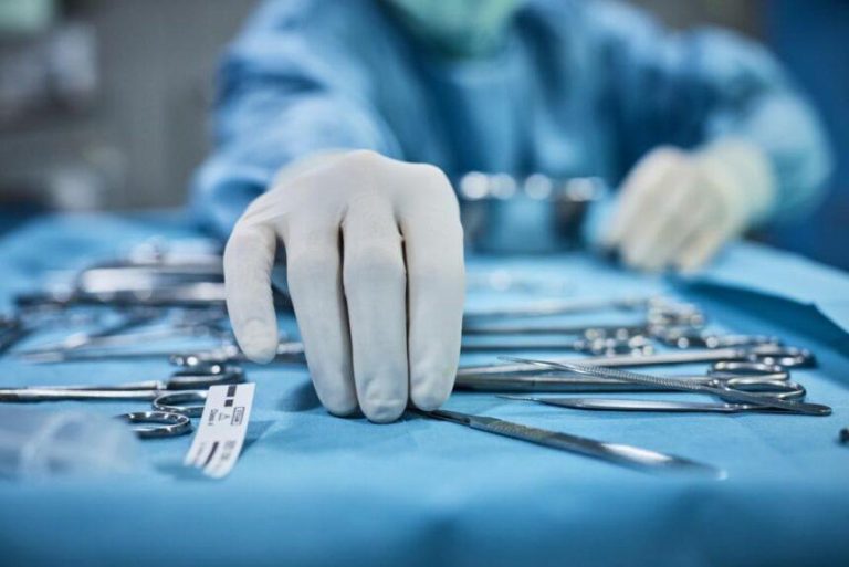 العيون: إجراء أول عملية جراحية على القلب المفتوح بمستشفى مولاي الحسن بن المهدي
