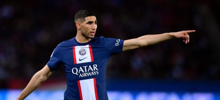 حكيمي ضمن التشكيلة المثالية لموسم الدوري الفرنسي 2022-2023