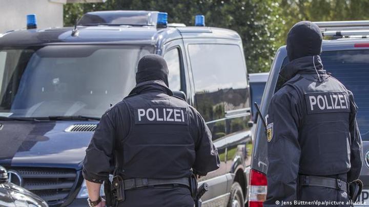 ألمانيا: اعتقال سبعة أشخاص بينهم مغاربة بتهمة جمع تبرعات لداعش