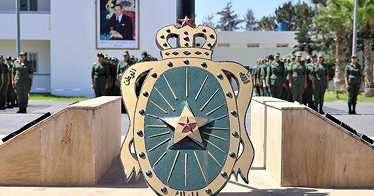 الفريق المفتش العام للقوات المسلحة الملكية قائد المنطقة الجنوبية يستقبل قائد القيادة العامة للقوات المسلحة البوركينابية الفريق المفتش العام للقوات المسلحة الملكية قائد المنطقة الجنوبية يستقبل قائد القيادة العامة للقوات المسلحة البوركينابية