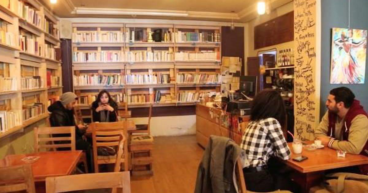 ضريبة «الأغاني» تؤجج غضب أرباب المقاهي والمطاعم ضريبة «الأغاني» تؤجج غضب أرباب المقاهي والمطاعم