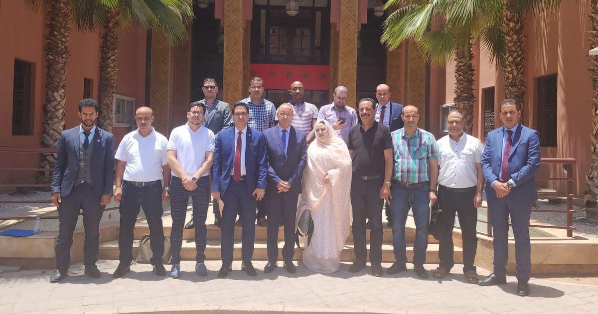 رئيس جامعة القاضي عياض يستقبل المتبارين في مسابقة «اطروحتي» حول الصحراء رئيس جامعة القاضي عياض يستقبل المتبارين في مسابقة «اطروحتي» حول الصحراء