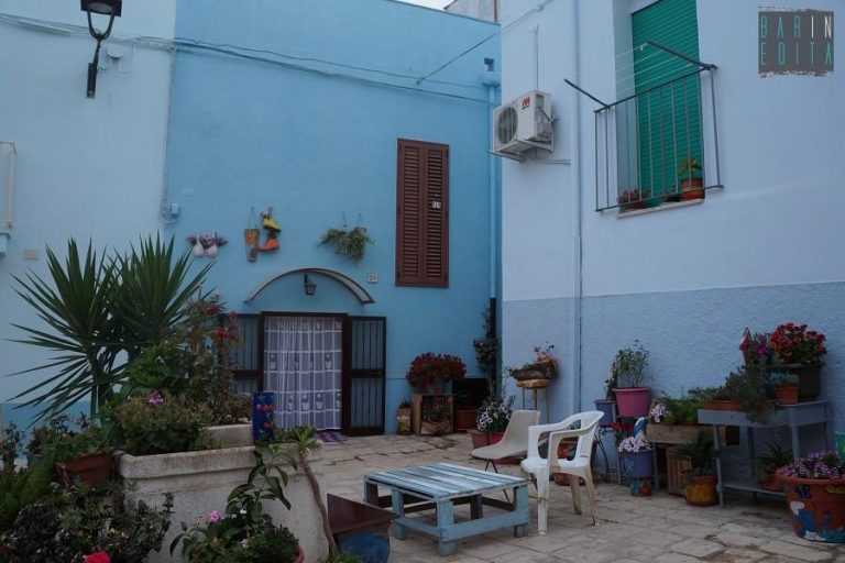 الأندلس واليهود وزرقة المباني.. قواسم مشتركة بين مدينة كازاماسيما الإيطالية وشفشاون المغربية
