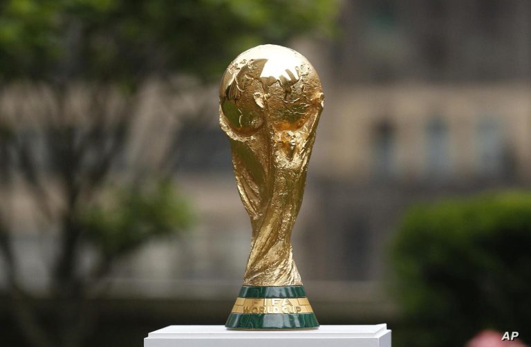 كأس العالم 2030: نواب أوروبيون يراسلون رئيس الفيفا لمطالبته بعدم إقامة مباريات في الصحراء