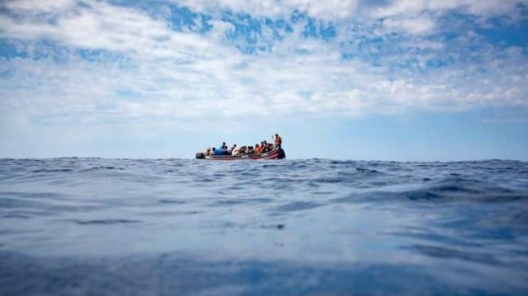 مصرع 13 مهاجرا سنغاليا على الأقل قبالة السواحل المغربية