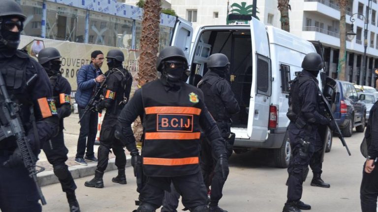 حملة أمنية  تطيح بـ 50 إرهابيا على الأقل بعدد من المدن المغربية