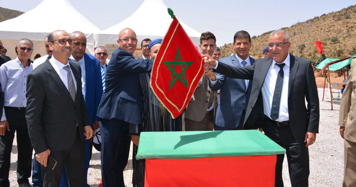 بالفيديو: تدشين مشاريع اجتماعية وصحية بإقليم جرادة احتفالا بعيد العرش بالفيديو: تدشين مشاريع اجتماعية وصحية بإقليم جرادة احتفالا بعيد العرش