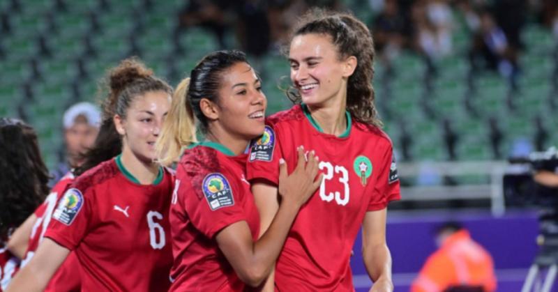 برلمانية تندد بـ برلمانية تندد بـ