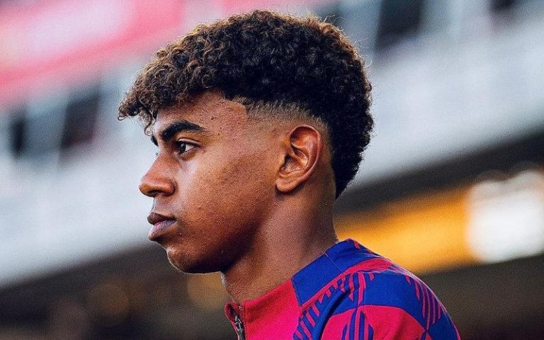 هل اختار لامين جمال تمثيل المنتخب الإسباني؟