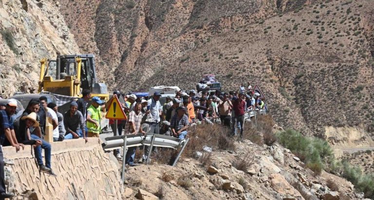 زلزال الحوز: تسجيل انسيابية في حركة السير بالطرق المتضررة بإقليم شيشاوة
