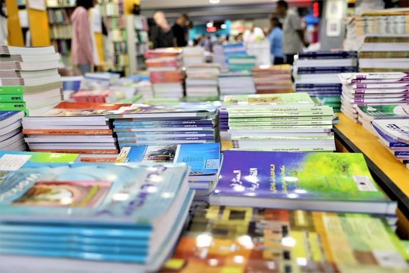زلزال الحوز: قافلة تضامنية لتوزيع أزيد من سبعة آلاف من الكتب المدرسية والقصص لفائدة أطفال الأسر المتضررة زلزال الحوز: قافلة تضامنية لتوزيع أزيد من سبعة آلاف من الكتب المدرسية والقصص لفائدة أطفال الأسر المتضررة