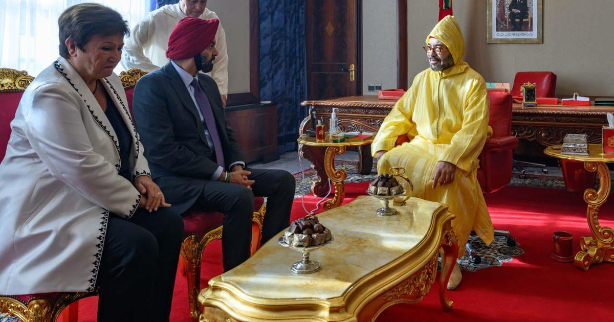 رئيس مجموعة البنك الدولي يشيد بجهود الملك من أجل تعميم الحماية الاجتماعية رئيس مجموعة البنك الدولي يشيد بجهود الملك من أجل تعميم الحماية الاجتماعية